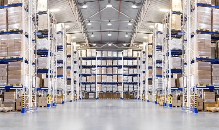 قفسه‌بندی اصولی انبار کارخانه