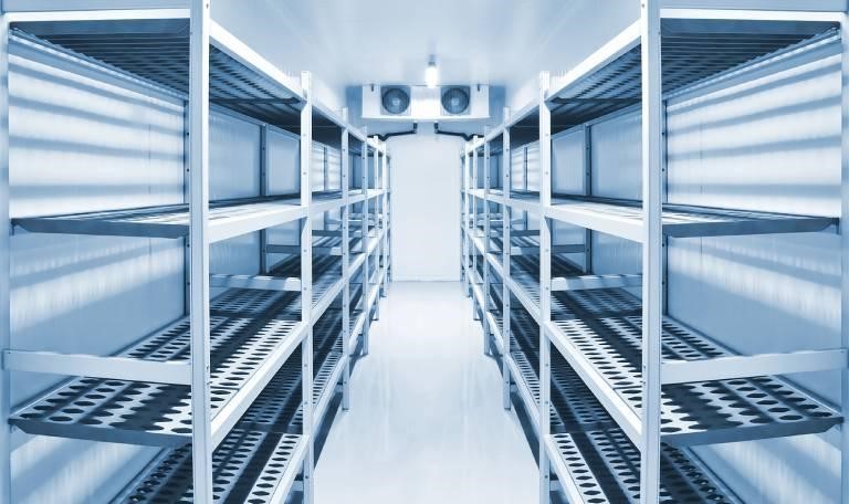 قفسه‌های صنعتی سردخانه‌ای